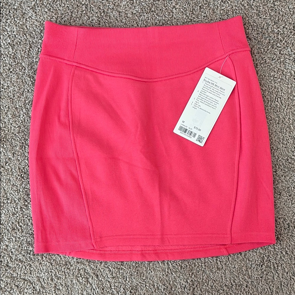 Lululemon pink Scuba Women's Skirt